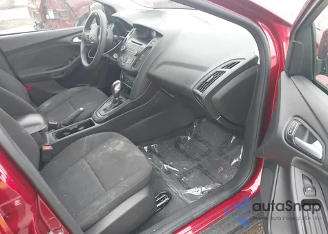 2015 Ford Focus Se z USA, uszkodzony, nr VIN 1FADP3F2XFL217950